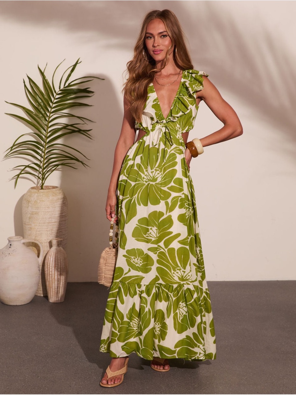 BNWT VICI Poppy Paradise Tropical Floral Cut Out Maxi Dress
